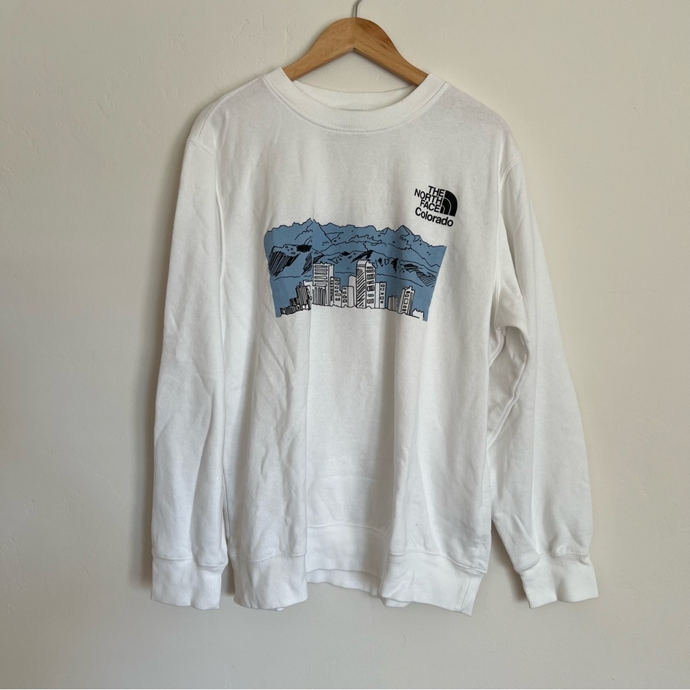 NWOT The North Face Sweatshirt - Picture 2 of 6